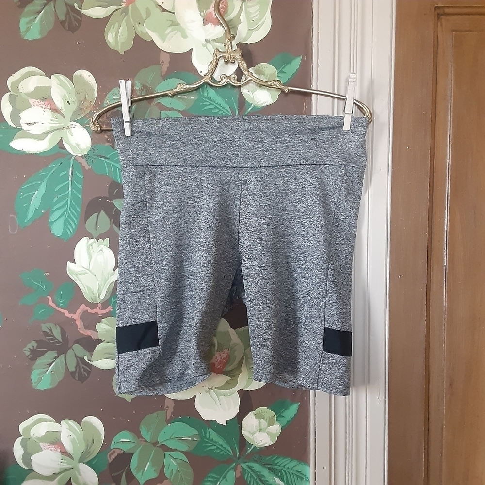 Heather Gray Bike Shorts Mesh Panels Size XL